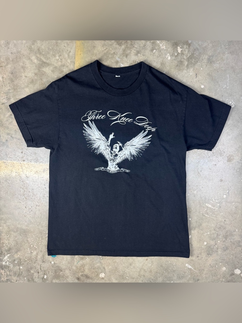 Three Knee Deep T-Shirt Size Large Hardcore Punk Beatdown Metalcore Zyzz U Mirin